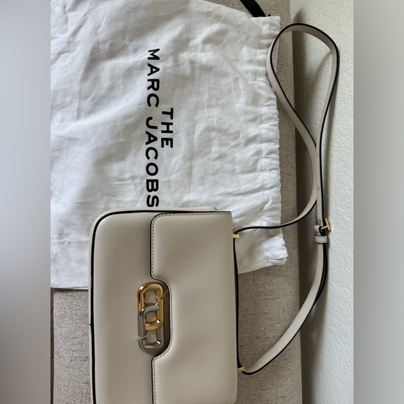 Marc Jacobs Crosbody Bag – Cream with Gold/Silver Hardware (Includes Dust Bag) - Picture 1 of 6